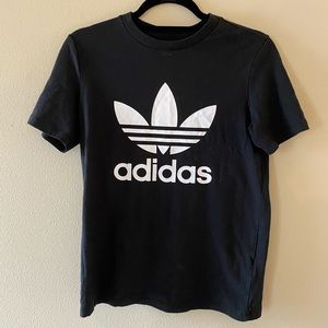 Adidas t shirt
